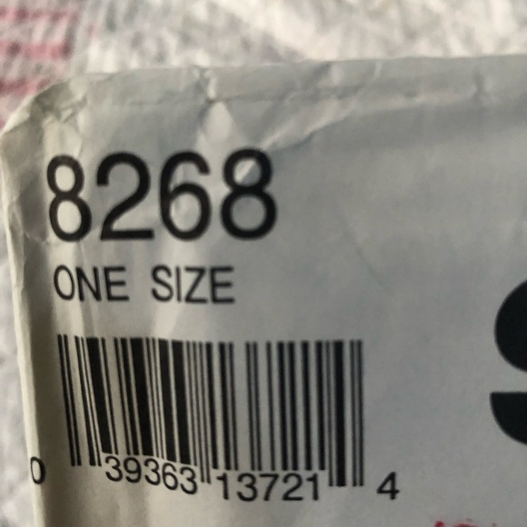 Vintage 1992 simplicity 8268 pattern - mother and daughter hats- summertime. - Picture 2 of 8